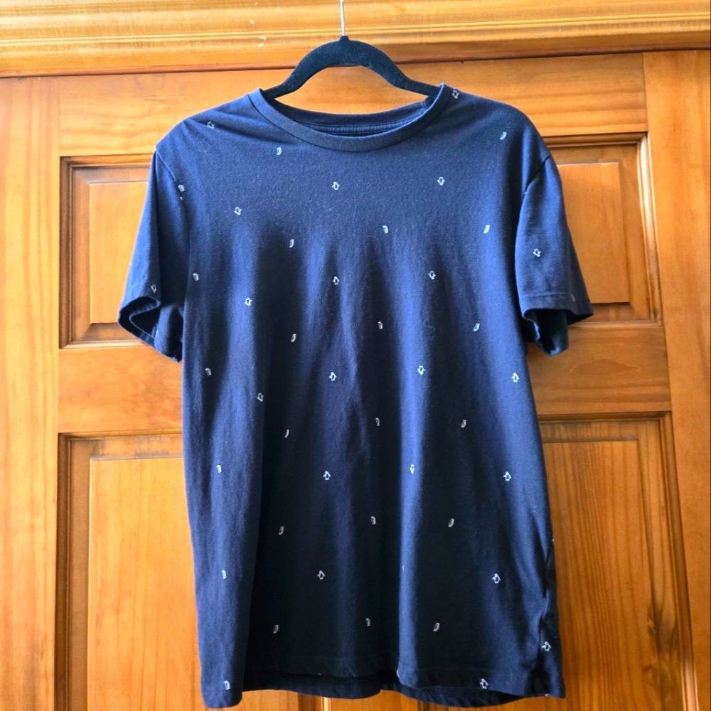 OLD NAVY soft wash t-shirt black with white penguins size M